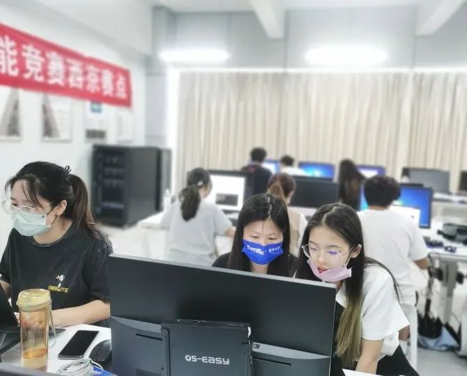 2022年第五屆全國大學(xué)生大數(shù)據(jù)技能競賽西京學(xué)院校內(nèi)資格賽順利結(jié)束